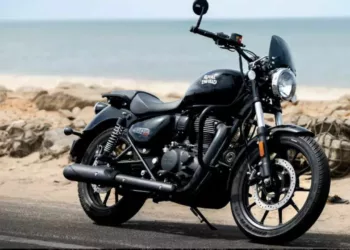 Royal Enfield Meteor 350 Fireball Black 1 Royal Enfield quebra recorde no Brasil e mira futuro com motos que unem tradição e inovação