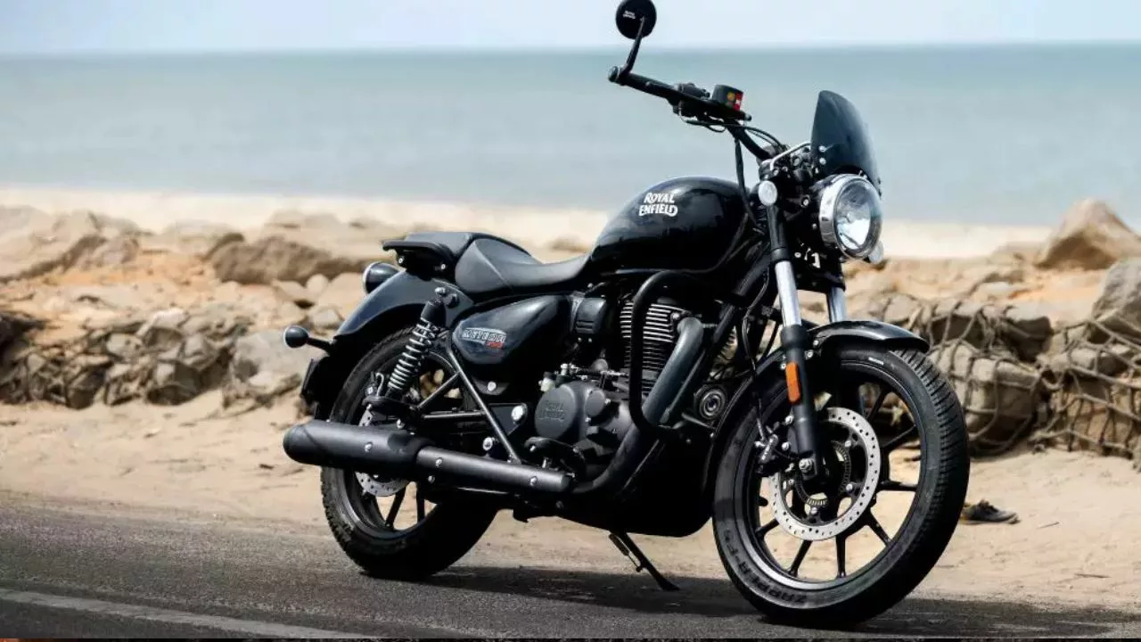 Royal Enfield Meteor 350 Fireball Black 1 Royal Enfield quebra recorde no Brasil e mira futuro com motos que unem tradição e inovação