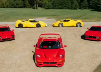 colecao de 46 ferraris vai a leilao nos eua.avif Coleção com 46 Ferraris raras será leiloada em janeiro de 2026 após a morte do empresário Phil Bachman